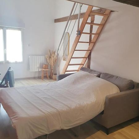 Chambre Chez L'Habitant Avec Petit Dejeuner A 5 Mins Du Futuroscope Chasseneuil-du-Poitou Esterno foto