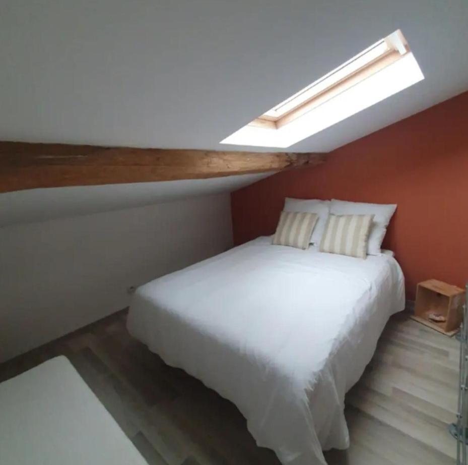 Chambre Chez L'Habitant Avec Petit Dejeuner A 5 Mins Du Futuroscope Chasseneuil-du-Poitou Esterno foto