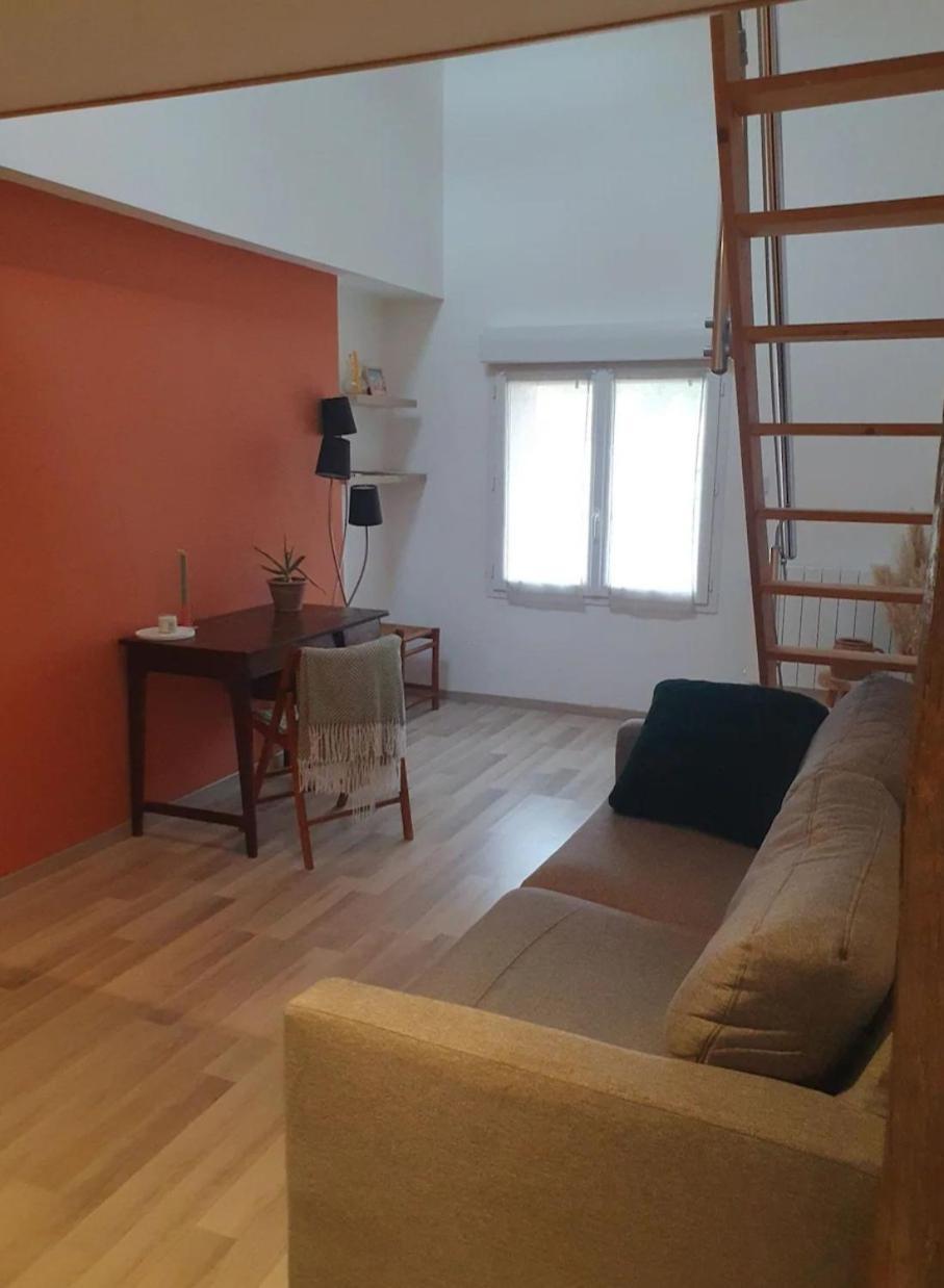 Chambre Chez L'Habitant Avec Petit Dejeuner A 5 Mins Du Futuroscope Chasseneuil-du-Poitou Esterno foto